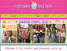 Tablet Screenshot of cupcakesandlace.com